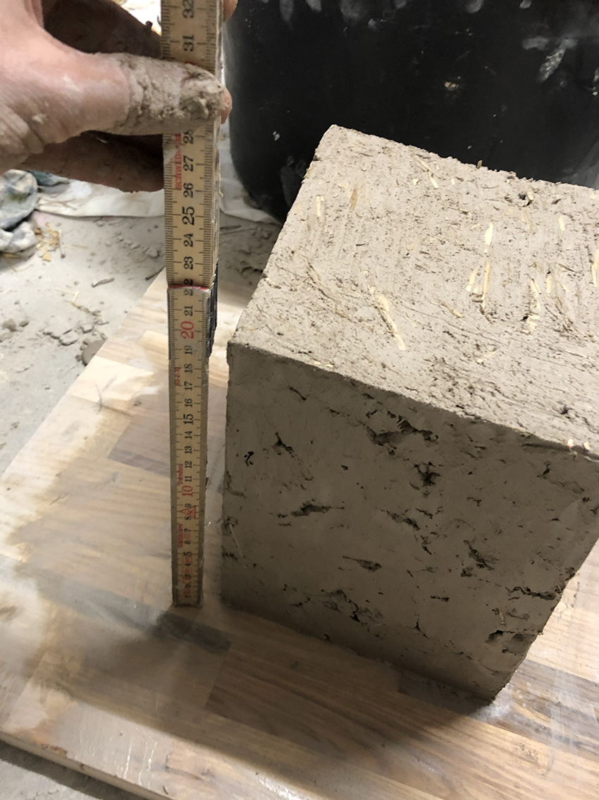 Essentially, an arch. Victor Sala