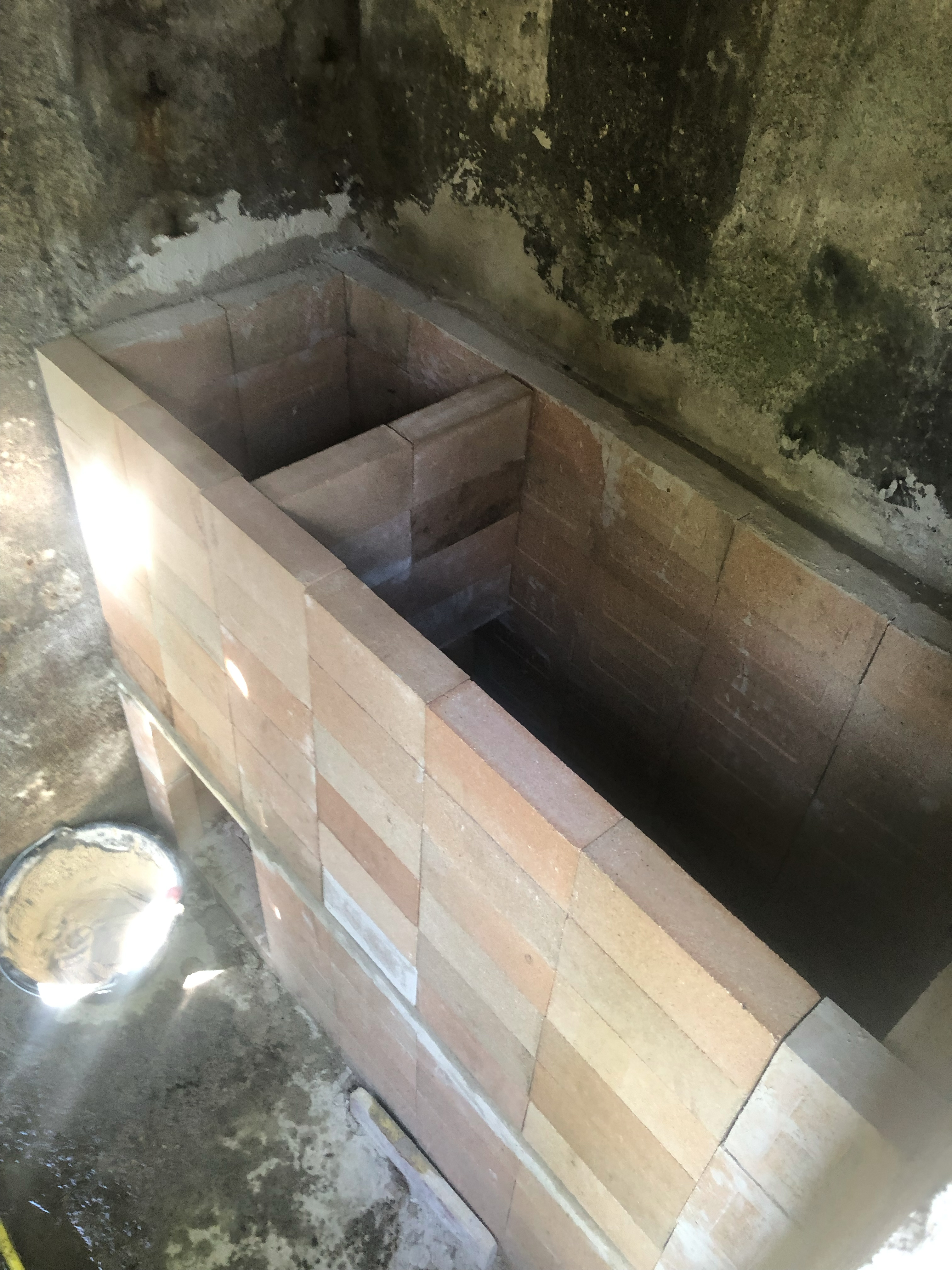 Four à cuisson culturel, Victor Sala